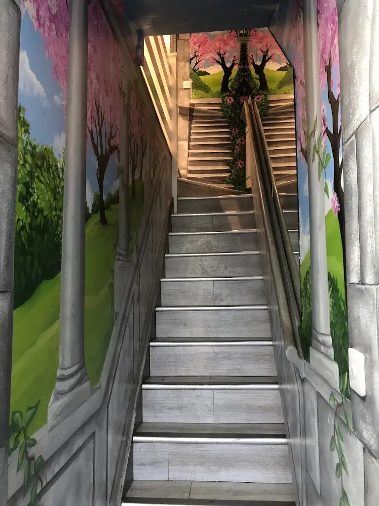 Salma Ainine_Humbles_Murton_review