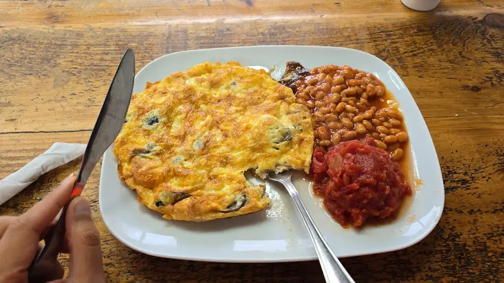 Fahd Janjua_Love Food Cafe Nottingham_New Basford_review