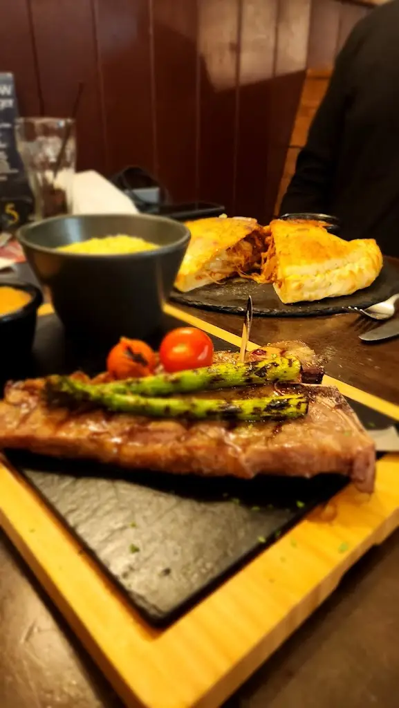 Menu_Farro's Grillhouse_New Basford_image_9