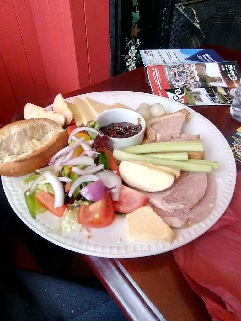 Menu_Old Swan Inn _Netherton_image_6