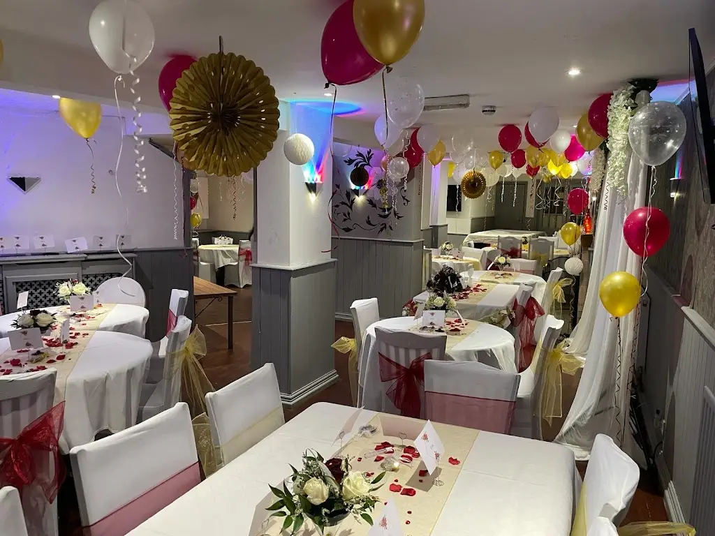 Swan bar and grill restaurant in Netherton