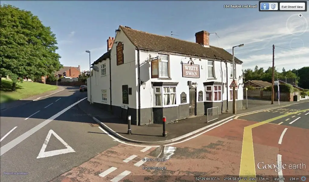 Swan bar and grill_Netherton_slider_image_2