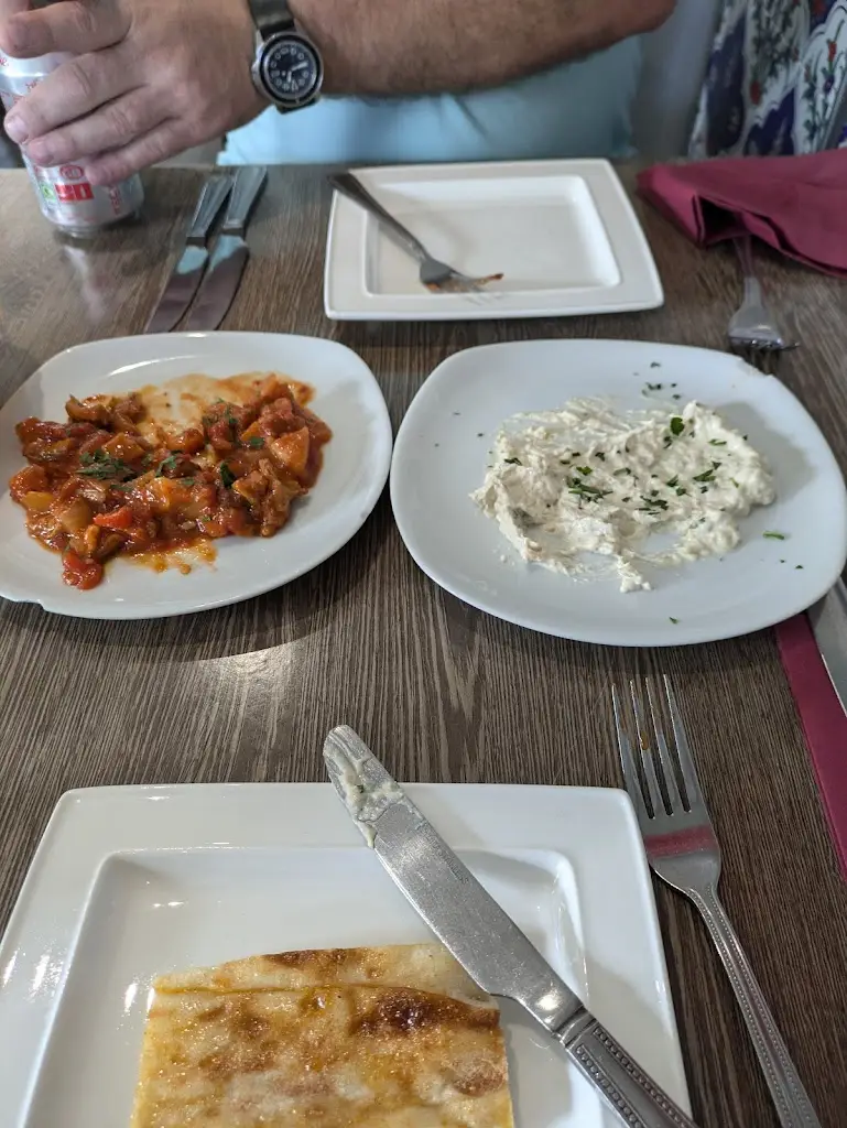 Julie Brown_Ephesus Restaurant_Morpeth_recensione