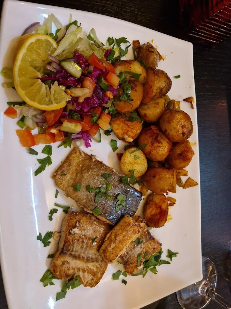 Becca Robinson_Kapadokya_Barrow in Furness_review