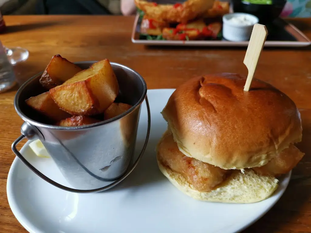 Chloe Douds_The Black & Grey Morpeth_Morpeth_review