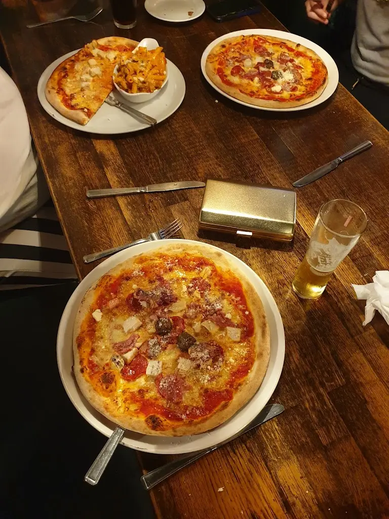 Menu_Francescas Italian Restaurant_Barrow in Furness_immagine_5