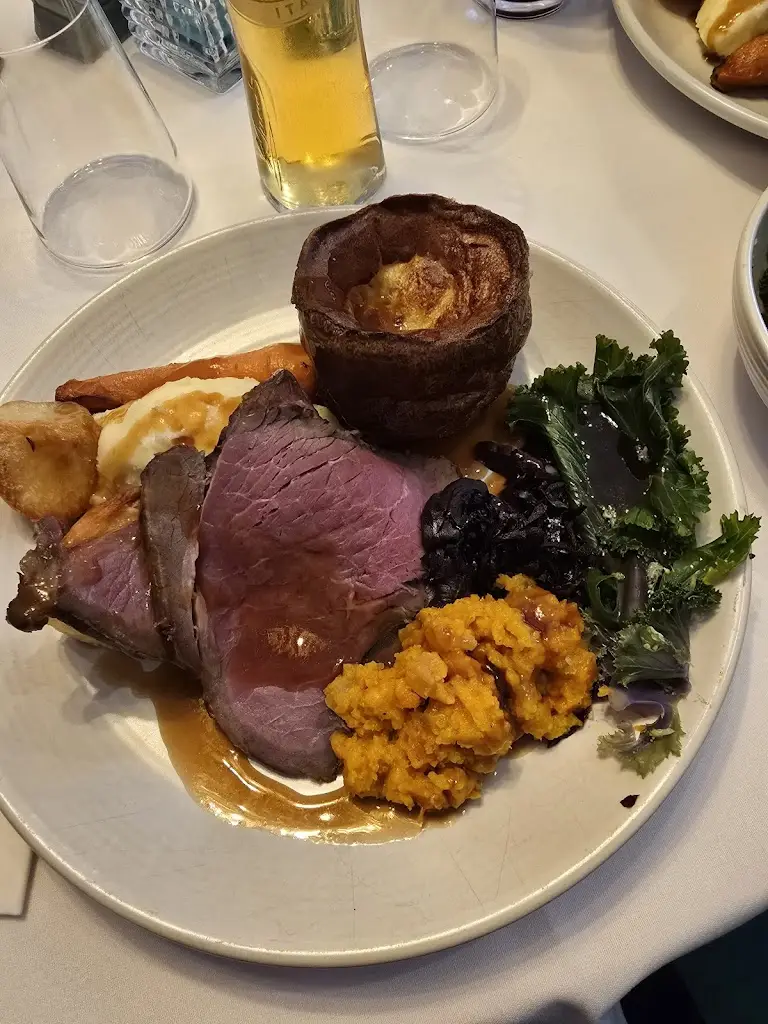 jan nixon_St Mary's Inn_Morpeth_review