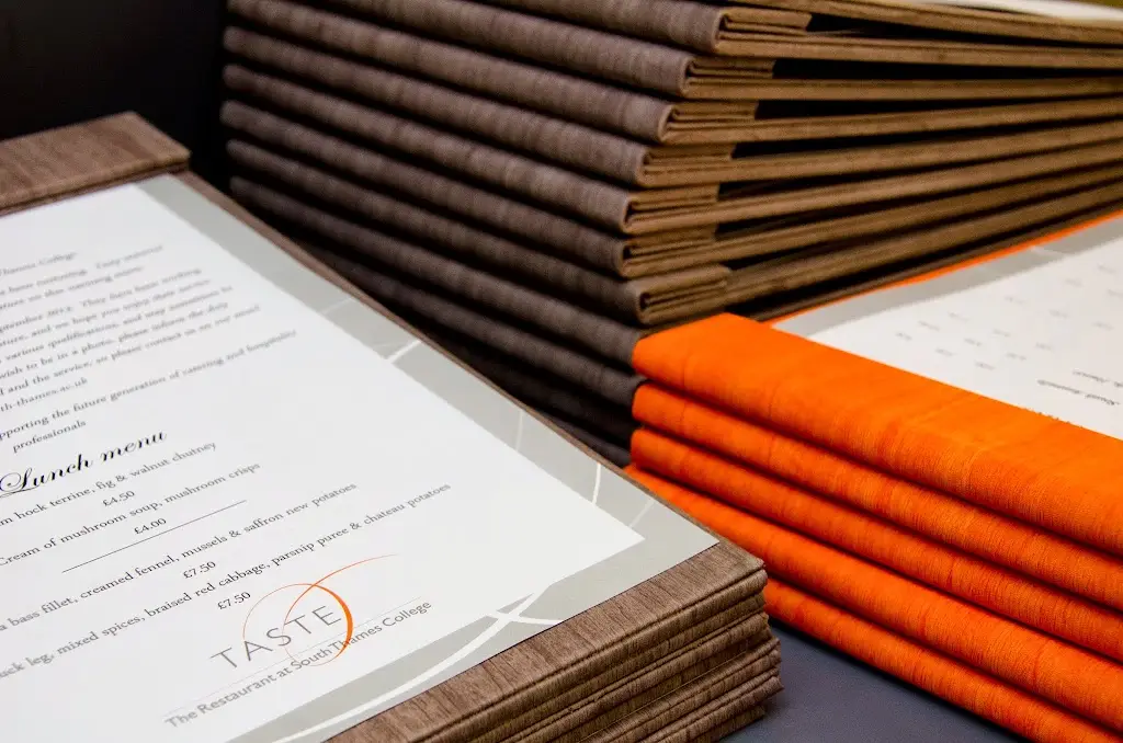 Menu_Taste Restaurant_Morden_immagine_2