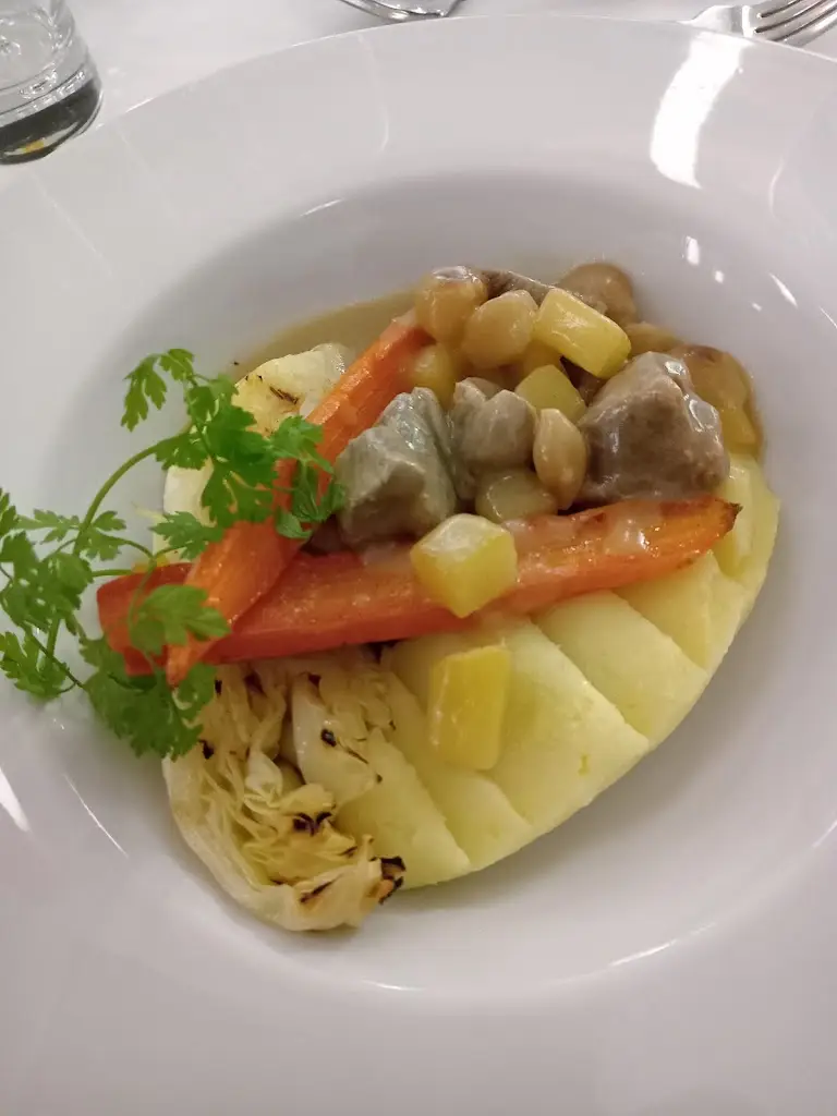 Menu_Taste Restaurant_Morden_immagine_5