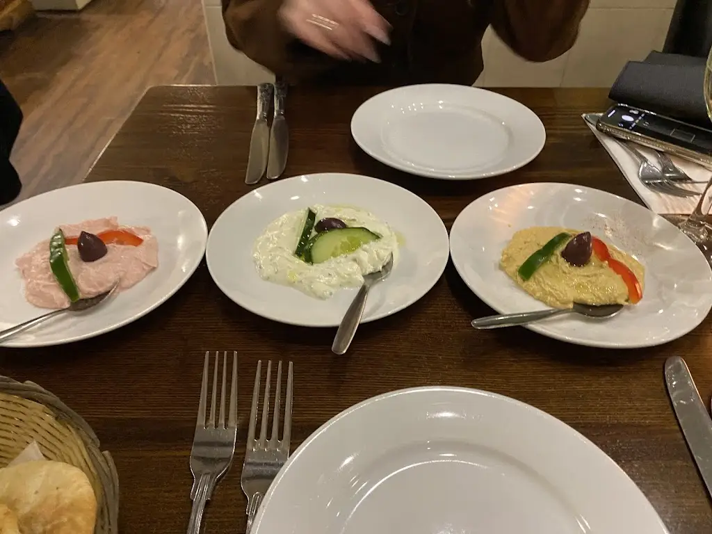 Kri Kri_Neston_slider_image_3