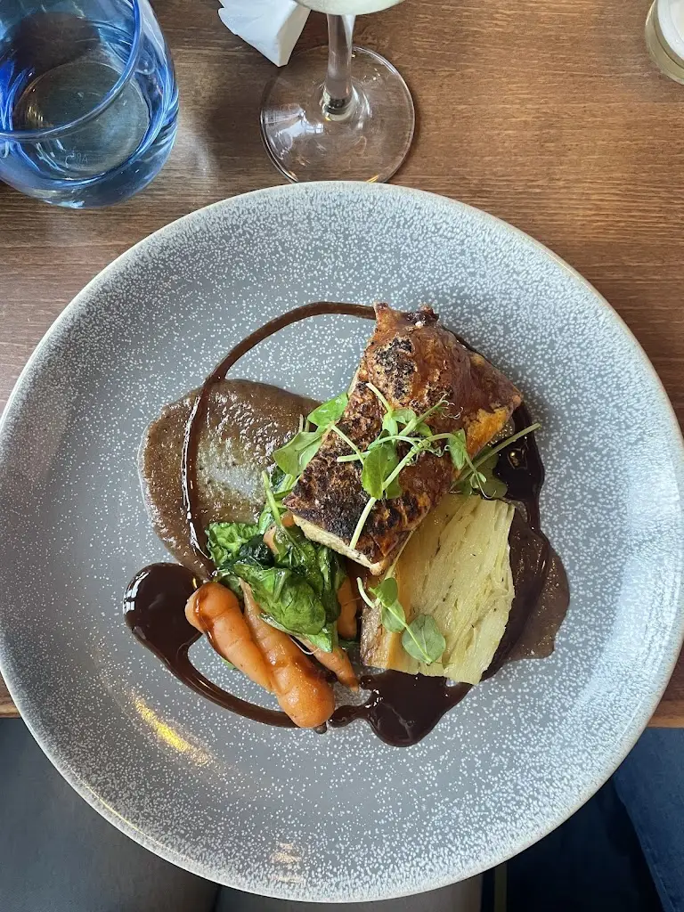 The Boathouse_Neston_slider_image_3