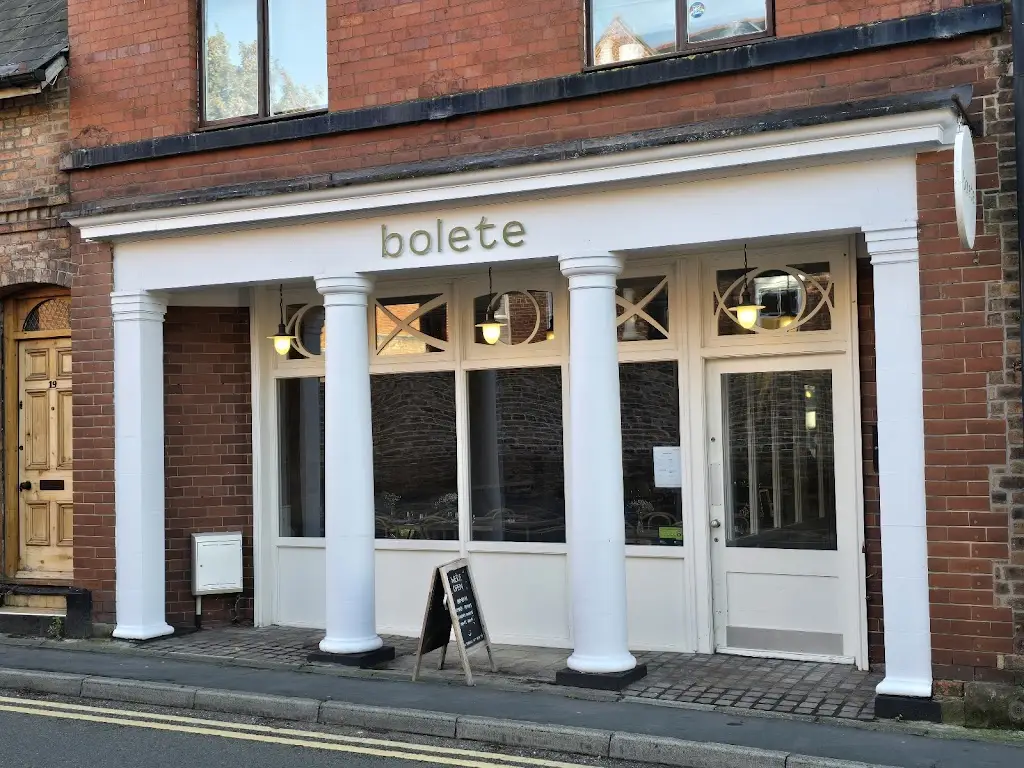 bolete_Neston_slider_image_1