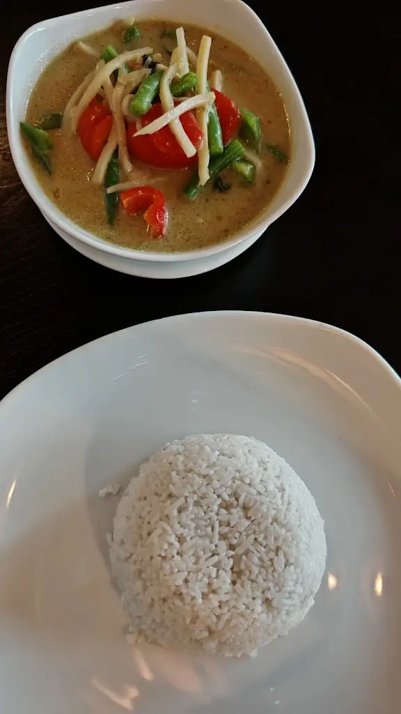 Karina Homa_Sang Jun Thai Restaurant_Neston_review