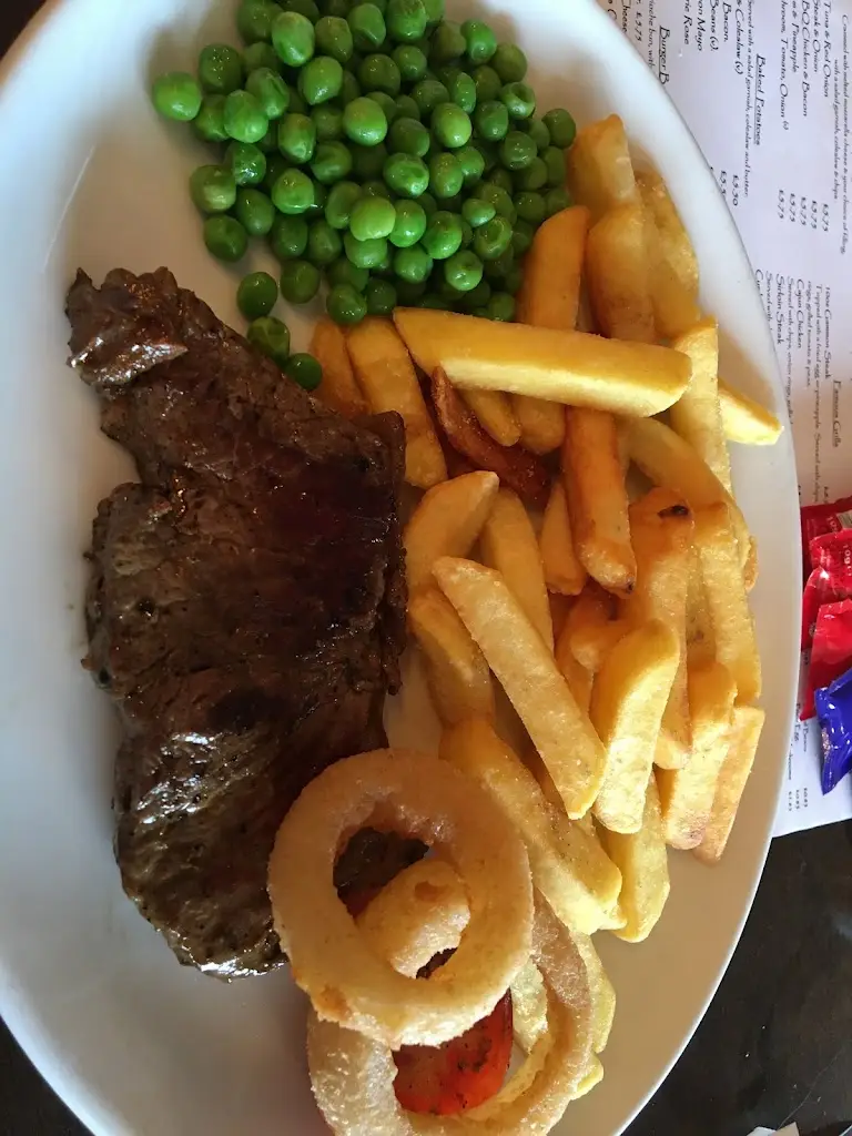 Marta Sienkiewicz_The Bay Horse_Barrow in Furness_recensione