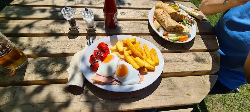 Menu_The Flower Pots Inn_New Alresford_image_9