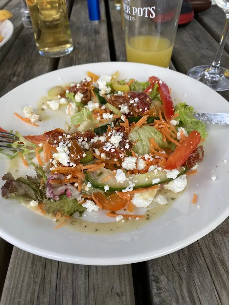 K W_The Flower Pots Inn_New Alresford_review