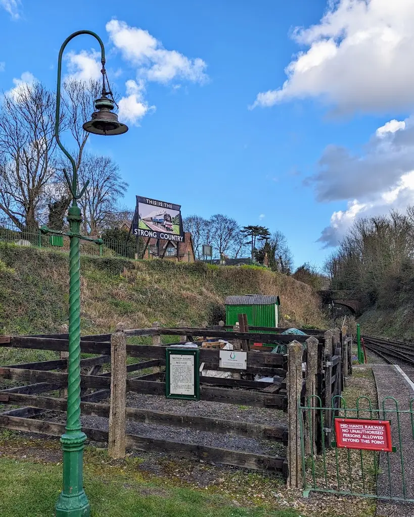 Watercress Line West Country Buffet_New Alresford_slider_image_3