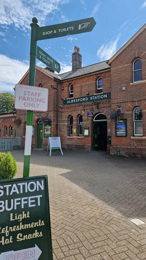 ALRESFORD_New Alresford_slider_image_3