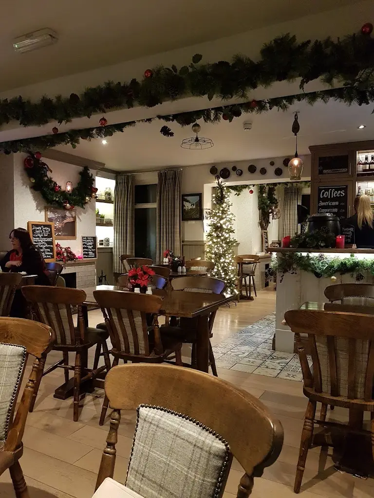 The Crown, Walney_Barrow in Furness_slider_image_1