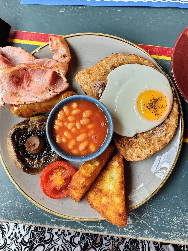 Lesley Perrin_Tambo Lounge_Newark on Trent_review