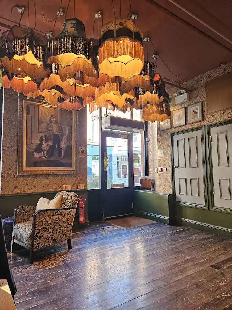 Jade Beams_Tambo Lounge_Newark on Trent_review