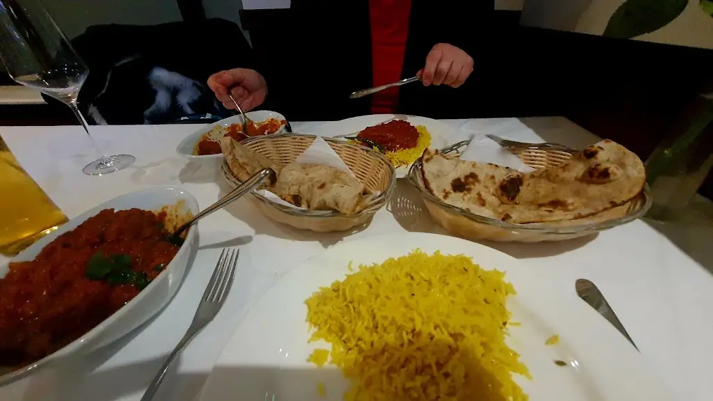 Menu_Baseri Nepalese and Indian Restaurant_Newark on Trent_image_5