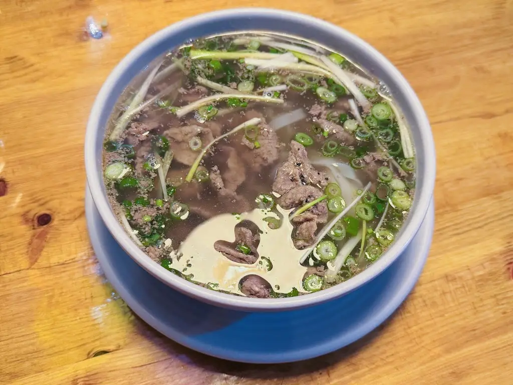 Moon SIN_Caffrello Vietnam House_Newark on Trent_review