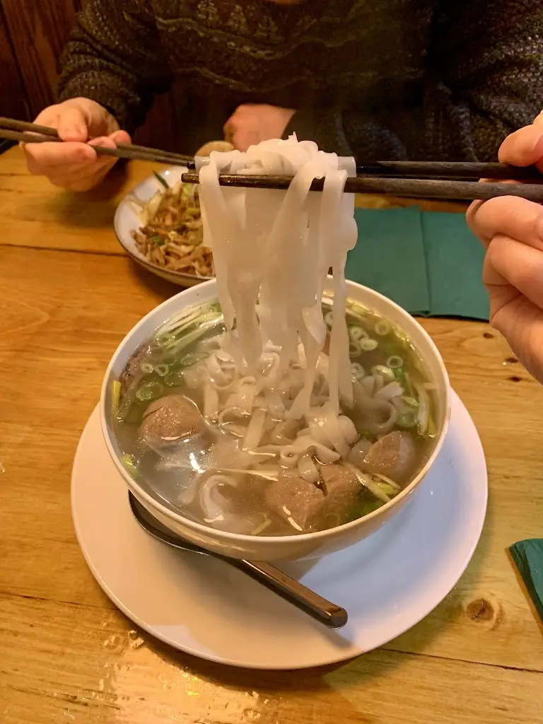 Jasmine Lee_Caffrello Vietnam House_Newark on Trent_review