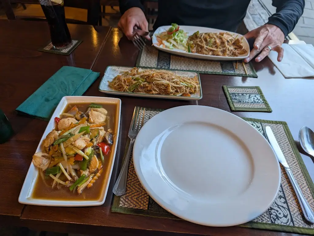 Thai Sabai_Newark on Trent_slider_image_2