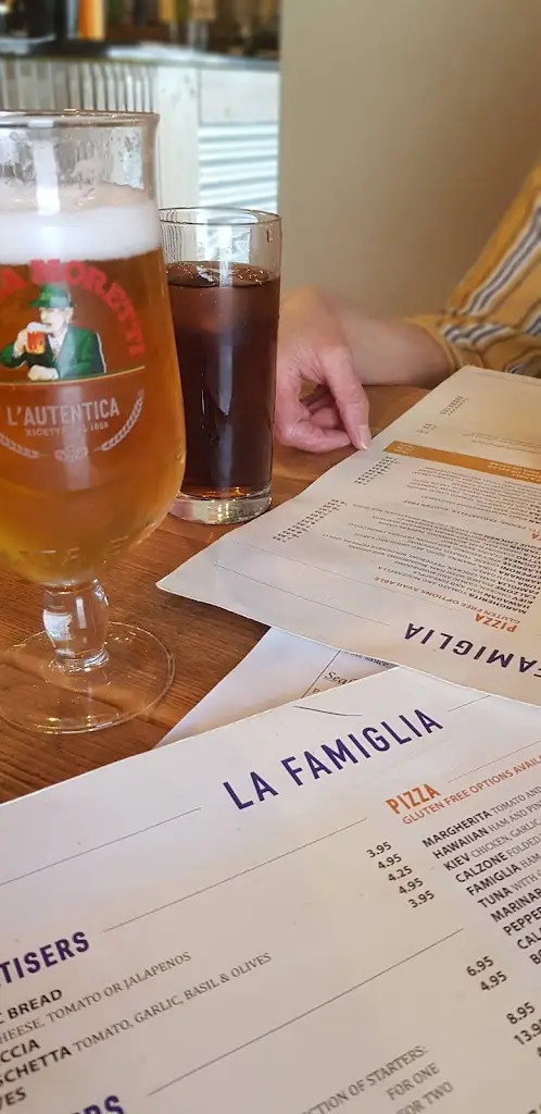 Menu_La Famiglia_Newburn_image_1