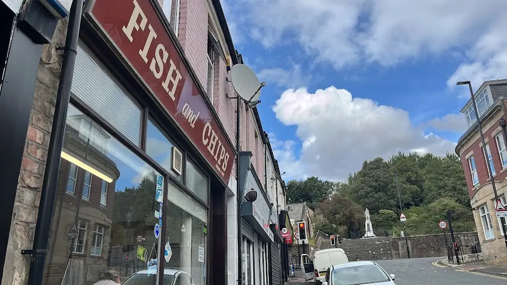 Giuliani & Sons_Newburn_slider_image_3