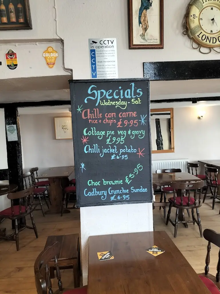 Menu_Black Dog Pub_Newent_image_2