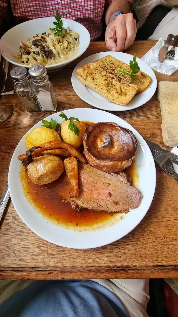 Menu_The Roebuck_Aldbourne_image_8