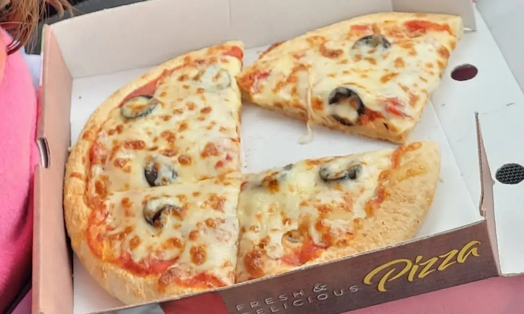 Menu_Zaza Pizza_Newent_image_5