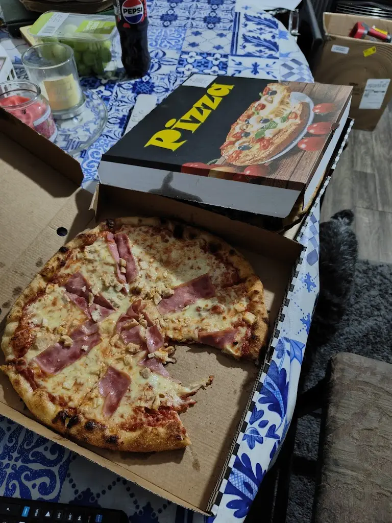 Jen Smith_Pizza Yoli ltd_Newent_reseña