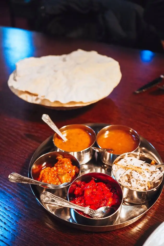 Menu_Moza Indian Restaurant, Newport Pagnell_Newport Pagnell_image_5