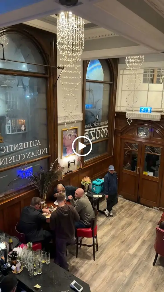 Moza Indian Restaurant, Newport Pagnell_Newport Pagnell_slider_image_3