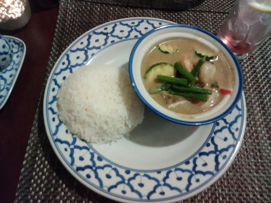 Menu_Pin Petch Thai Restaurant_Newport Pagnell_image_7