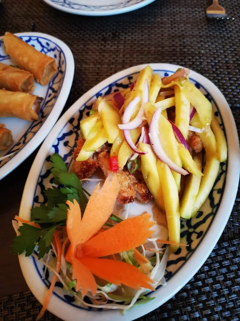 Menu_Pin Petch Thai Restaurant_Newport Pagnell_image_8