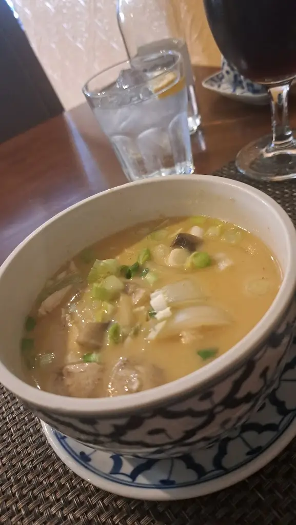 Erwin K_Pin Petch Thai Restaurant_Newport Pagnell_review