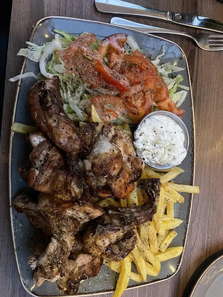 Terry Clayton_Apollonia Greek Cuisine_Newport Pagnell_recensione