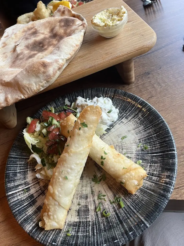 Holly Elsley_Bacchus_Morley_review