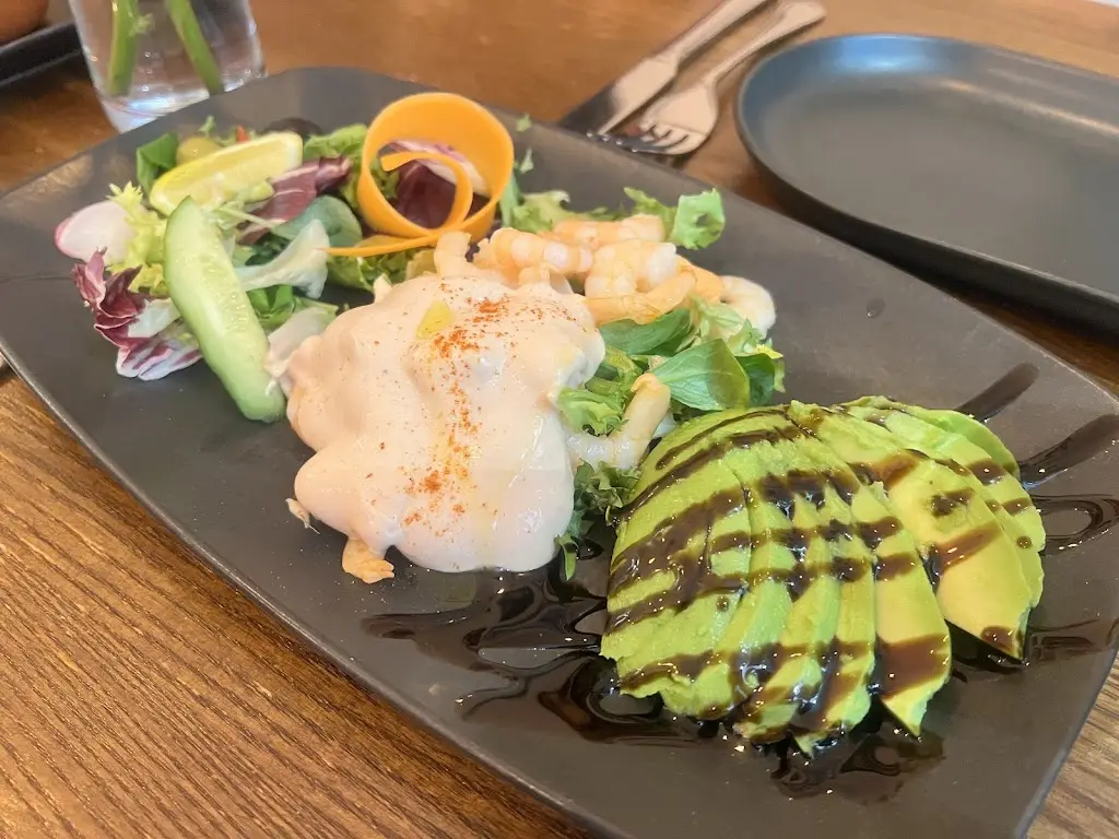 Kakarlos Cheung_Amici Bistro & Caffè_Morley_review