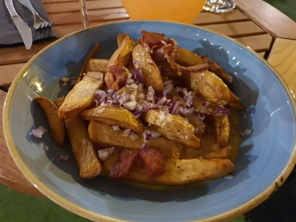 Daisy Lofthouse_Eighteen90_Morley_review