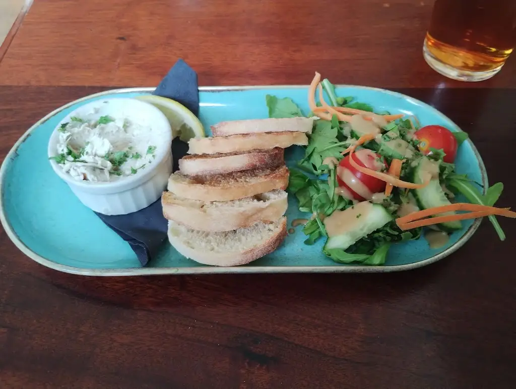 Menu_Dolphin Inn_Newton Ferrers_image_6