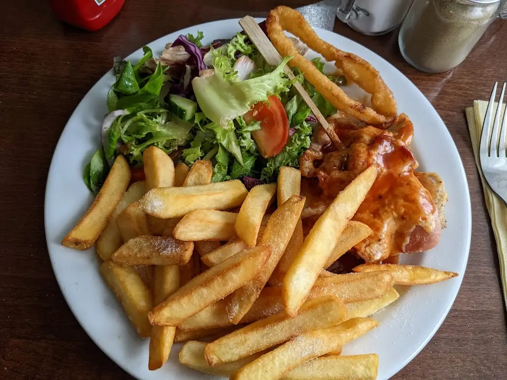 Michelle Eeles_The Plough Inn_New Romney_review