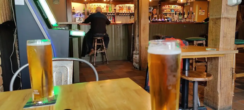 Paul Summerfield_Cinque Port Arms_New Romney_review