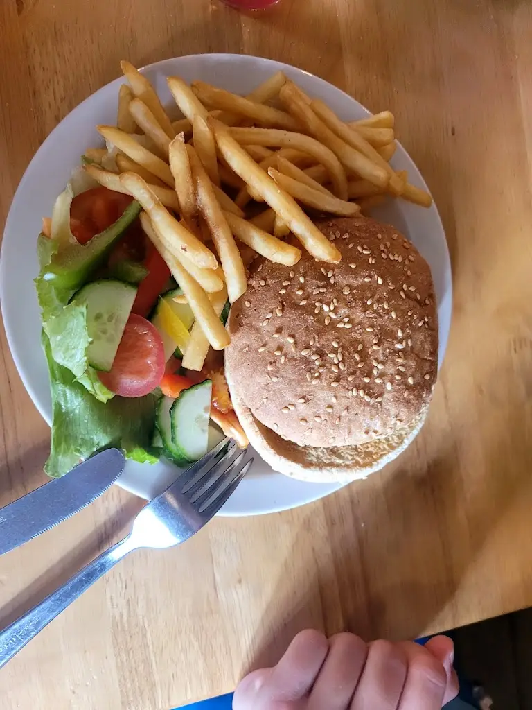 Cinque Port Arms_New Romney_slider_image_2