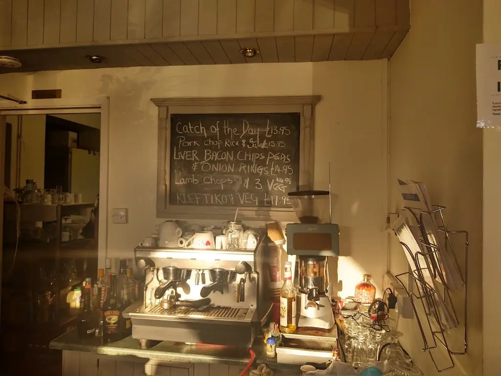 CAR LOS_Demetrio’s_New Romney_review