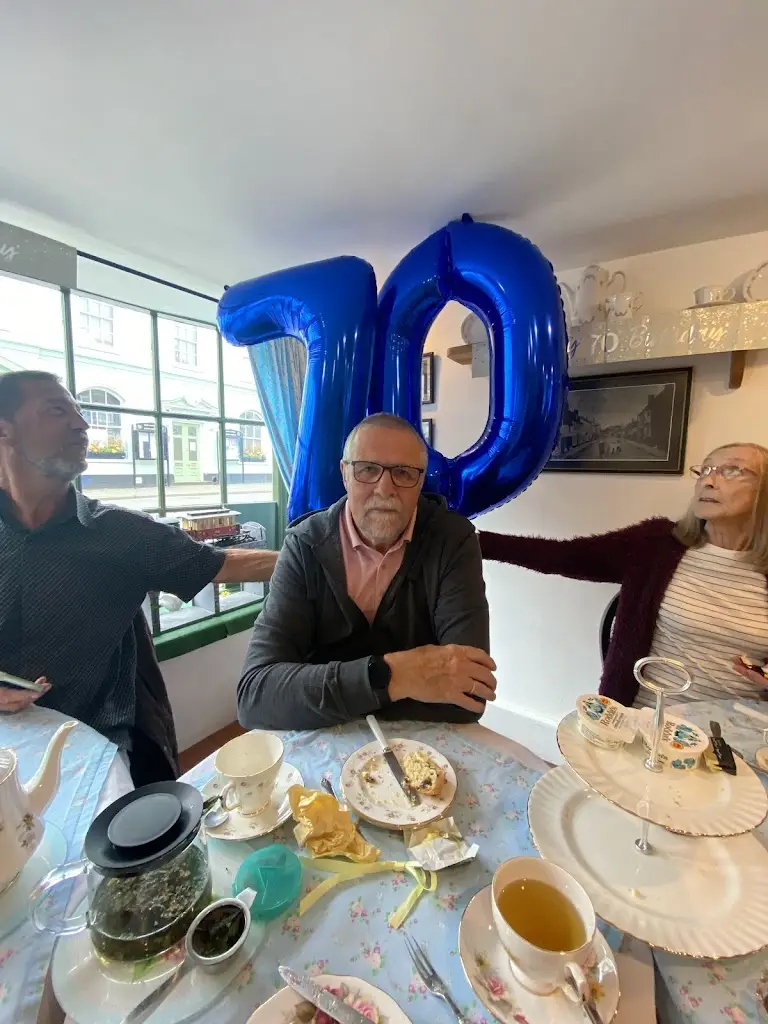 Christine McMorran_Deblyns_New Romney_review